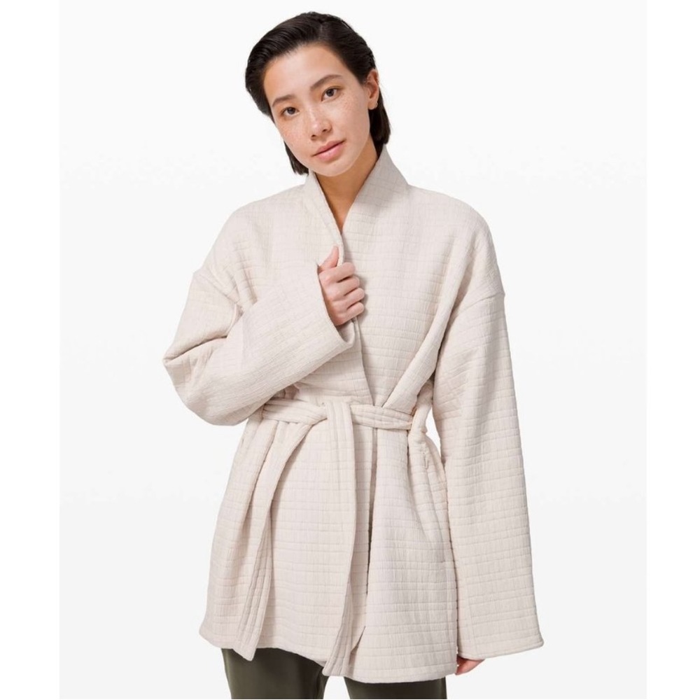 Lululemon Serene Travels Wrap Size 6